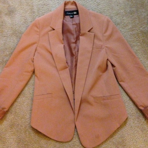 **TRADED** Champagne-colored F21 blazer - Picture 4 of 4