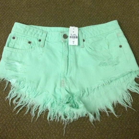 👑TRADED 👑Lf shorts