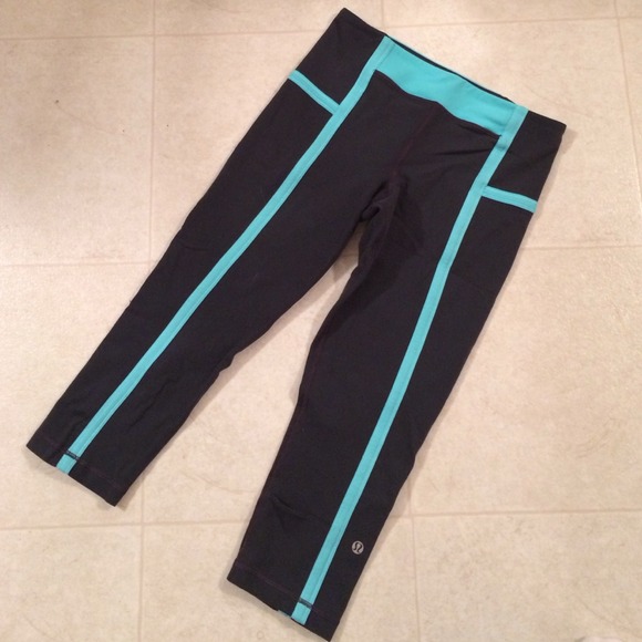 🚫SOLD!! Lululemon Wunder Unders🚫