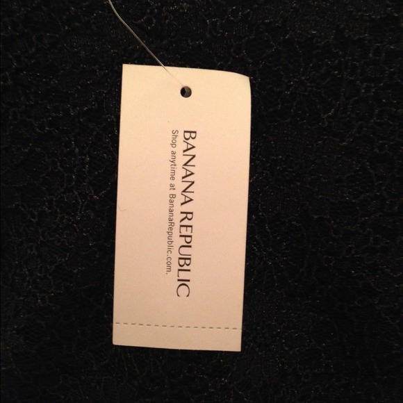 Offers welcome! ✨ Black lace BR top - Picture 2 of 4