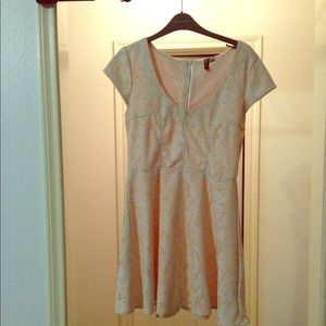 ❌Sold❌pale pink lace skater dress 💕
