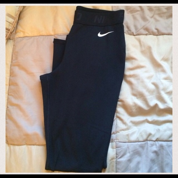 Nike Pro Bundle (shirt and pants)