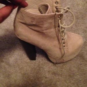 Boot heels! Tall heels