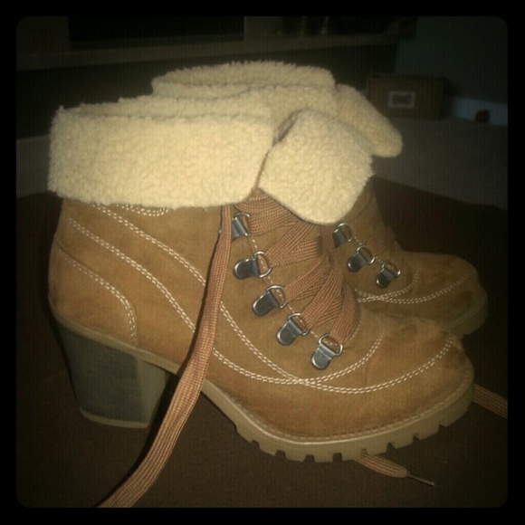 Boots -(Short)