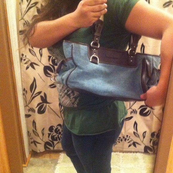 ‼️HOLD‼️REDUCED" Tommy Hilfiger Denim handbag