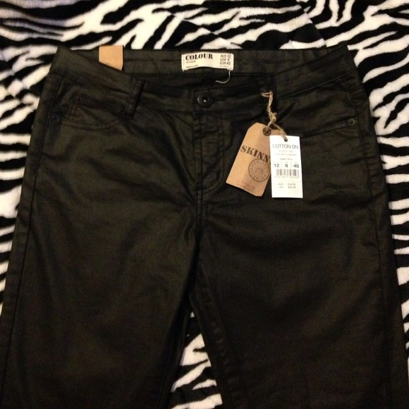 New Black skinny jeans