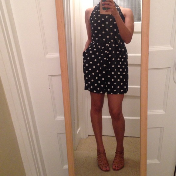 Dresses & Skirts - Polka dot romper with pockets