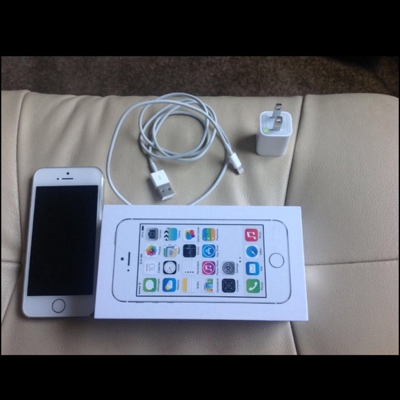 Iphone 5s silver - Picture 4 of 4