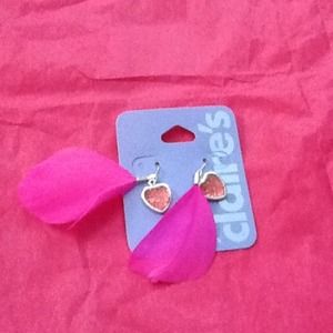 Pink w/h heart feather earrings