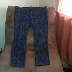 Floral Pant (price negotiable)