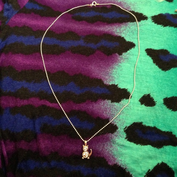 Silver cat necklace - Picture 2 of 2