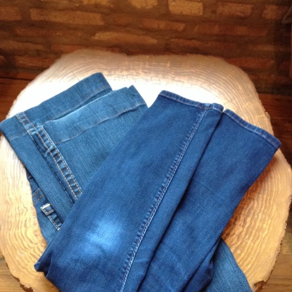 !!!REDUCED!!!  True  Religion & Joe Jeans - Picture 2 of 4