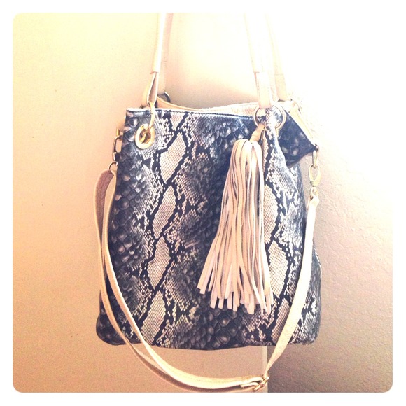 Steve Madden purse