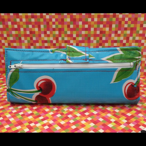 Wallet - Picture 2 of 3