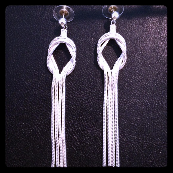 🌷SOLD 🌷 Gorgeous Earrings