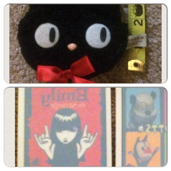 Kiki & Emily trade w/ @raggedy138