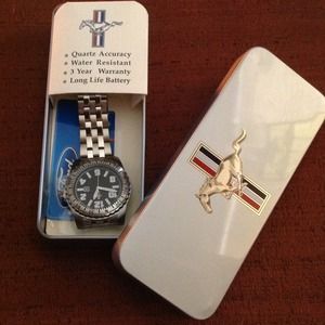 Men's MUSTANG watch, NEW in box!