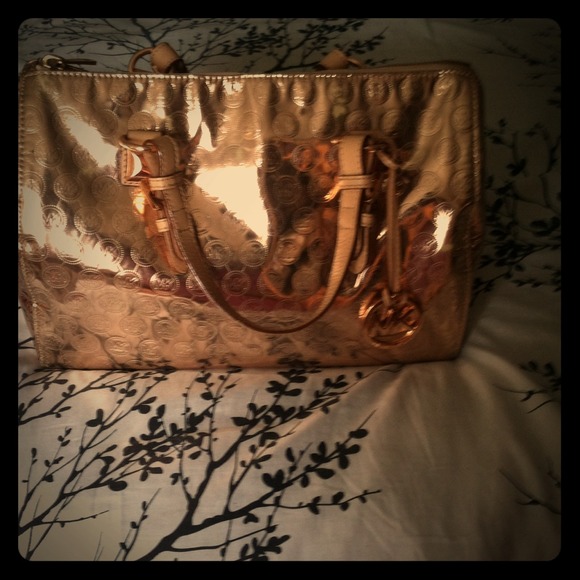 MICHAEL Michael Kors Handbags - Authentic Michael Kors Rosegold Greyson