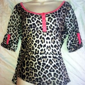 Soft leopard print top