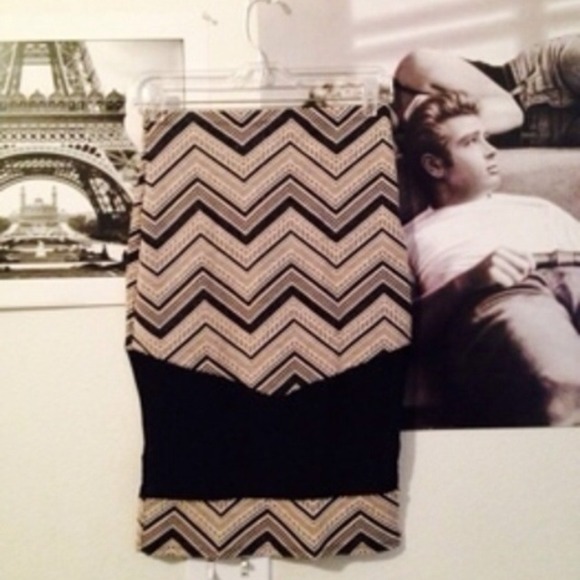 Chevron Print Skirt - Picture 2 of 4