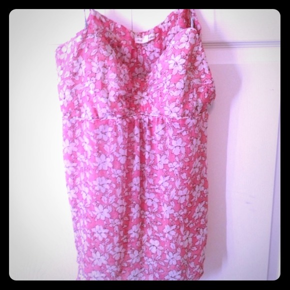 Floral American Eagle blouse / tank.