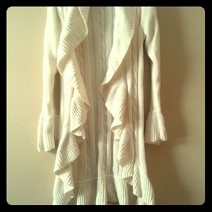 Long knitted sweater- new
