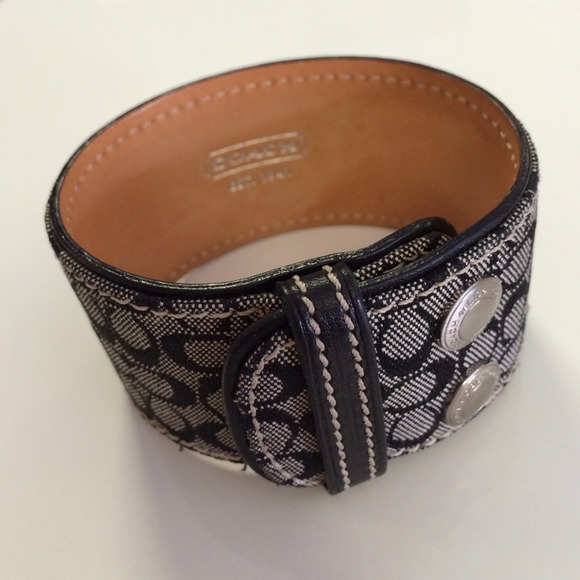 ❌SOLD❌ Authentic Coach signature bracelet