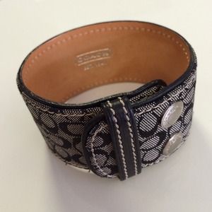 ❌SOLD❌ Authentic Coach signature bracelet