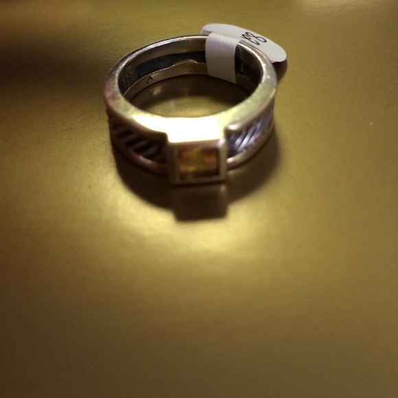 ❌SOLD❌ Authentic vintage David Yurman ring size 6