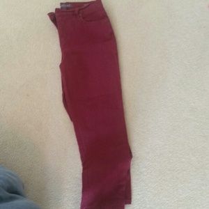 Maroon Gloria Vanderbilt Jeans