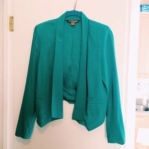 Adorable turquoise 100% silk blazer