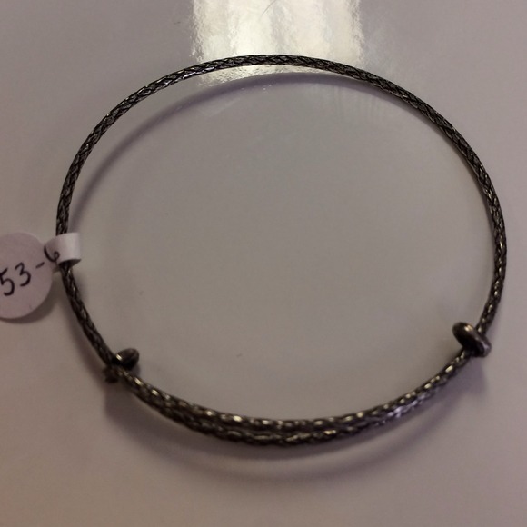 ❌SOLD❌ Authentic Alex and Ani hematite bangle