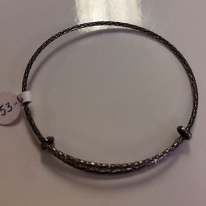 ❌SOLD❌ Authentic Alex and Ani hematite bangle