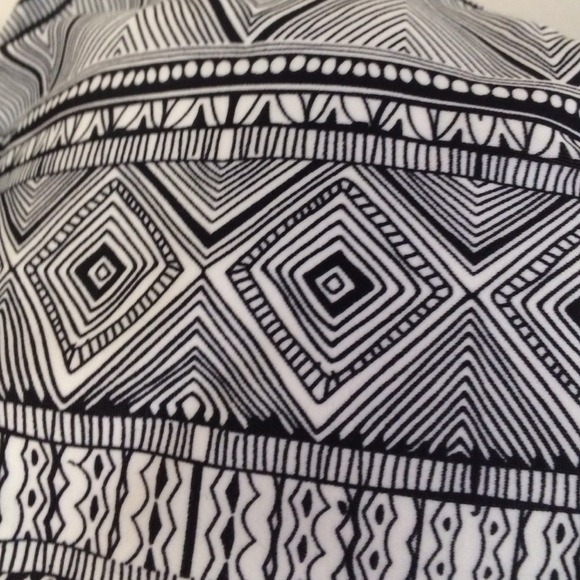 Tribal bandeau bikini top - Picture 3 of 3