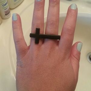 Black cross ring