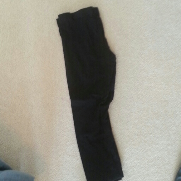 Black leggings