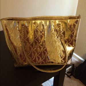 MICHAEL KORS PURSE for sale