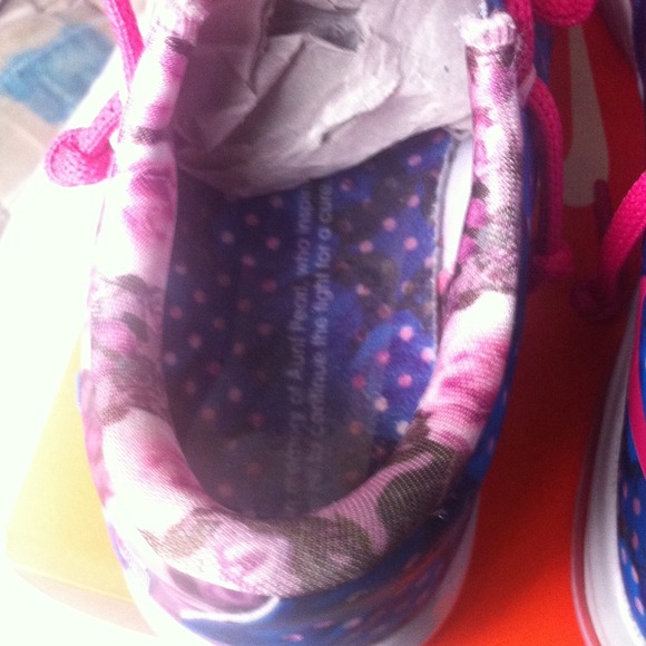 Aunt Pearl KD - Picture 2 of 4