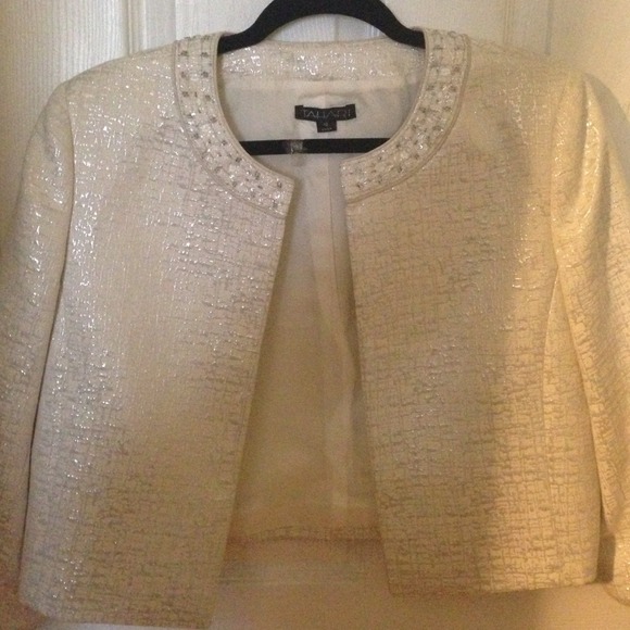 Tahari white with silver metallic and sequins - Picture 2 of 2