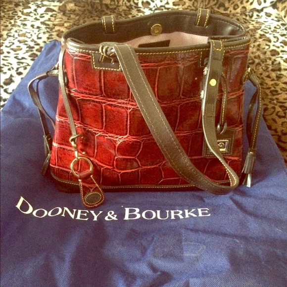 Dooney & Bourke Purse