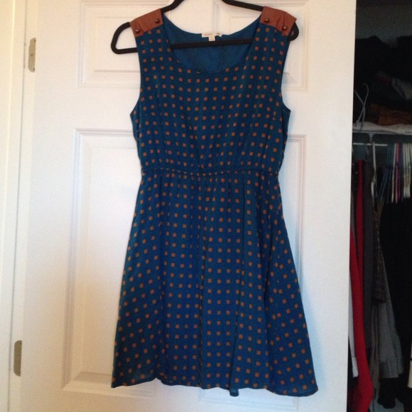 Francesca's Collections Dresses & Skirts - Polka dot (square!) teal dress