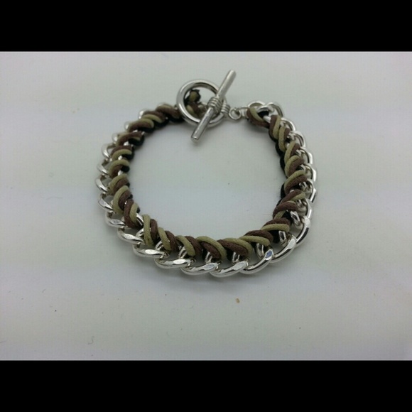 Bracelet
