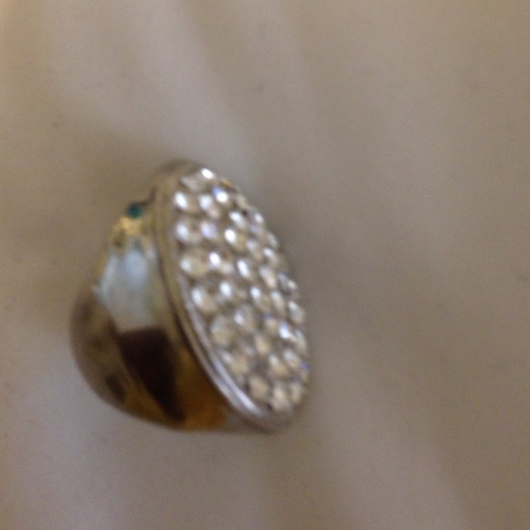 Ring - Picture 2 of 4