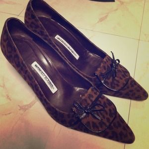 Cute leopard print kitten heels manolos sz7