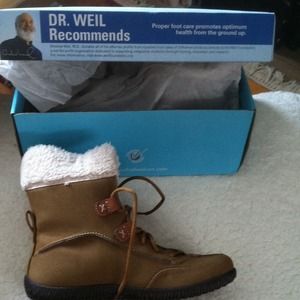 Bread new. Never worn Orthaheel Boots from Dr Weil