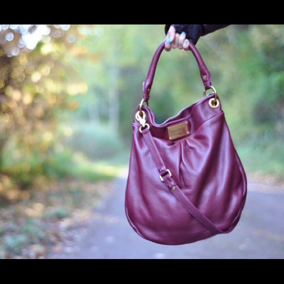 Marc Jacobs Classic Q Hillier Hobo in plum