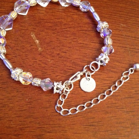 ❤️🌹SWAROVSKI CRYSTALS & STERLING SILVER   CLEAR. - Picture 2 of 3