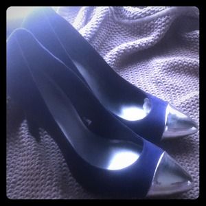 Navy blue with silver toe shoes