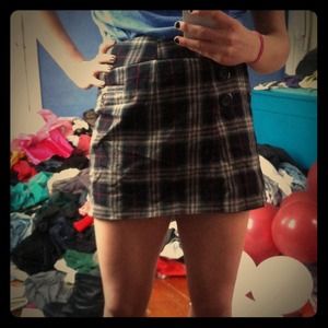 High-waisted plaid skirt