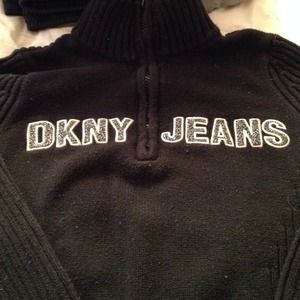 Dkny long sleeve sweater